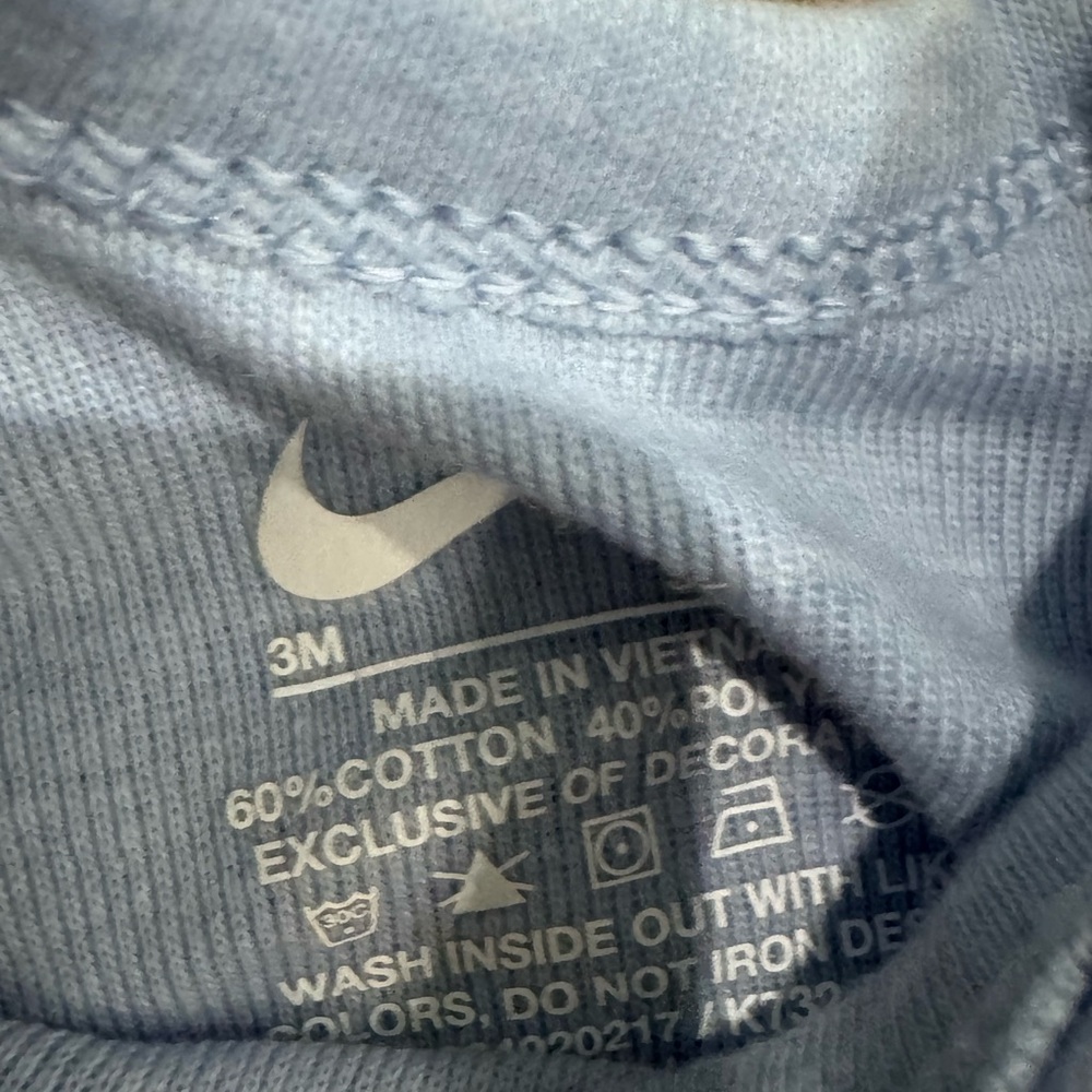 Nike Kids One-Piece Set in Dark Green and Light Blue - Picture 3 of 3